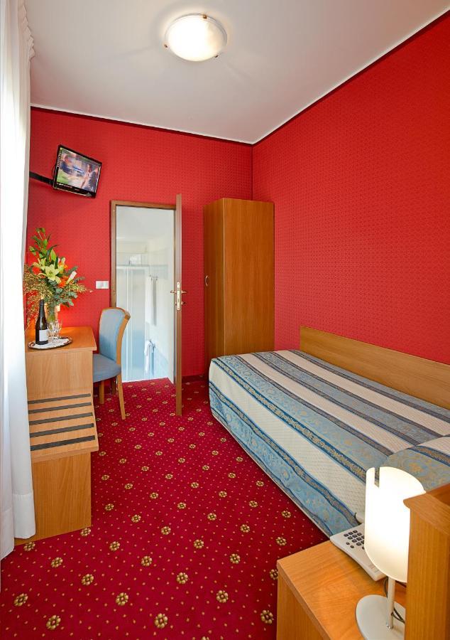 Hotel Nazionale Венеция Экстерьер фото